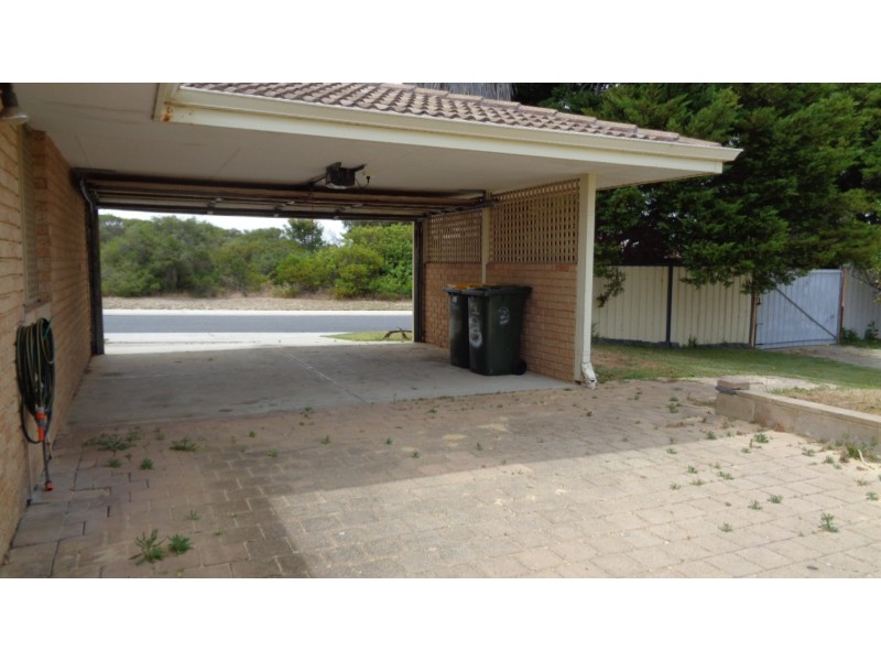 3 Bower Grove, Two Rocks WA 6037