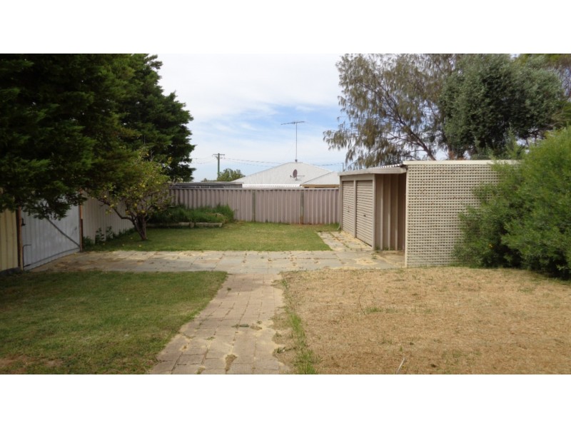 3 Bower Grove, Two Rocks WA 6037