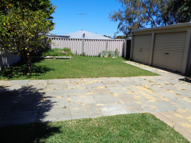 3 Bower Grove, Two Rocks WA 6037