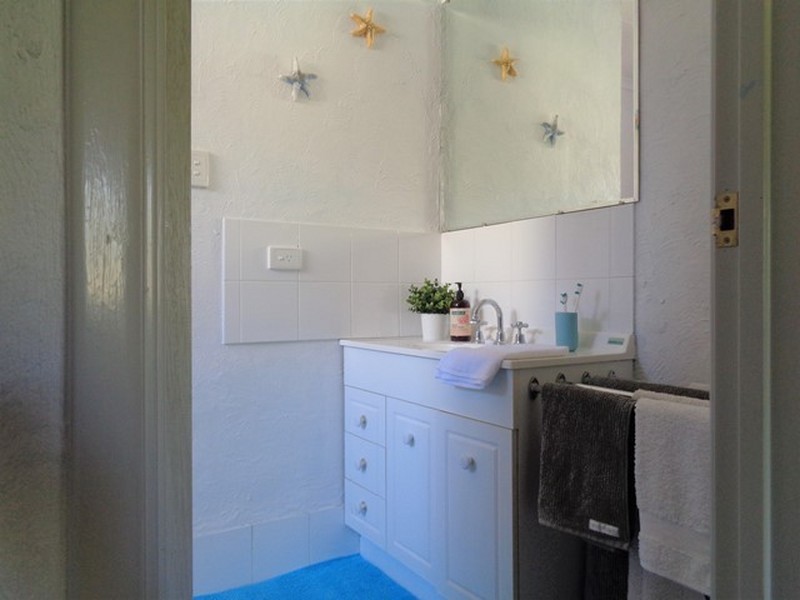 77 Birdwood Drive, Woodridge WA 6041