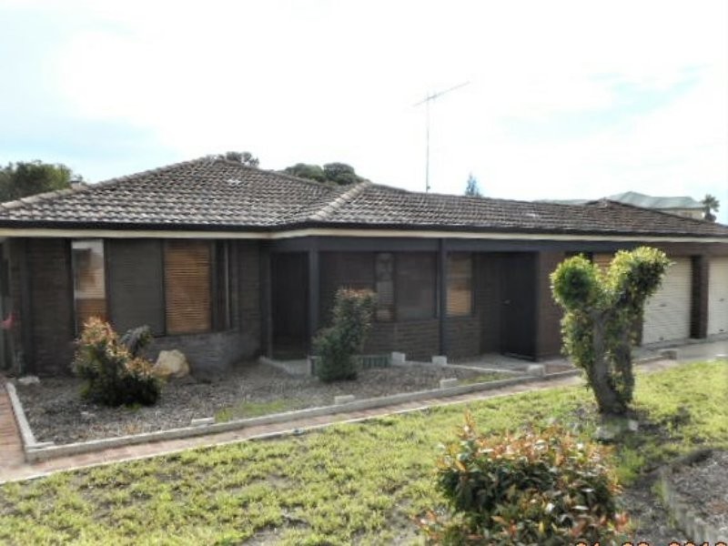 16 Atlanta Drive, Two Rocks WA 6037