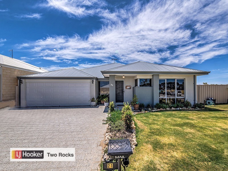 21 Dhufish Way, Two Rocks WA 6037