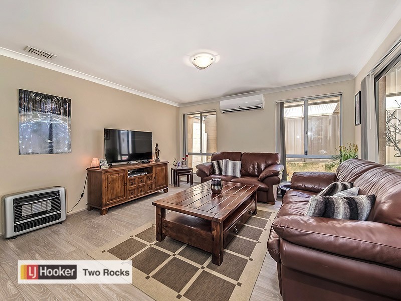 21 Dhufish Way, Two Rocks WA 6037