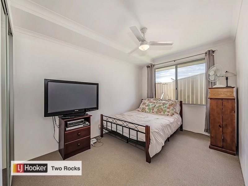 21 Dhufish Way, Two Rocks WA 6037