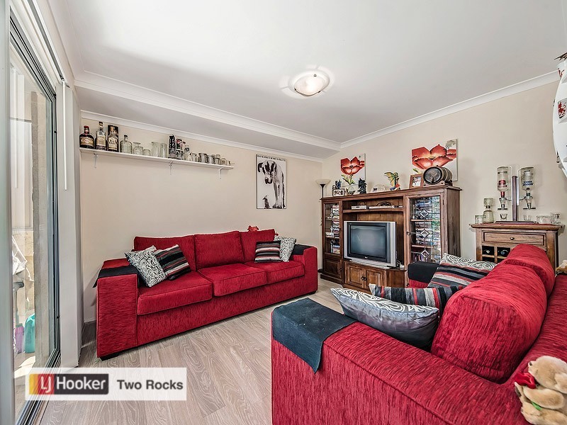 21 Dhufish Way, Two Rocks WA 6037