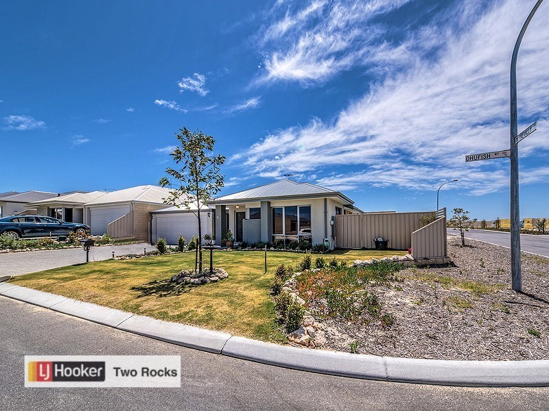 21 Dhufish Way, Two Rocks WA 6037