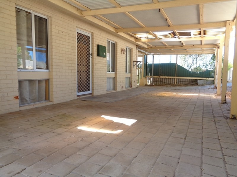 3 Brodia Place, Two Rocks WA 6037