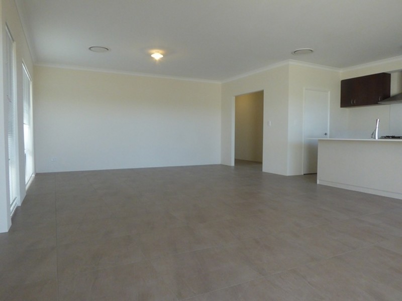 26 Cuttlefish Street, Yanchep WA 6035