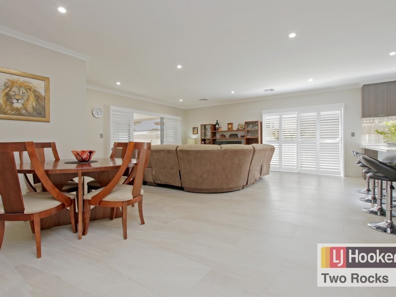 2 Abalone View, Two Rocks WA 6037