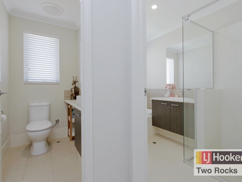 2 Abalone View, Two Rocks WA 6037