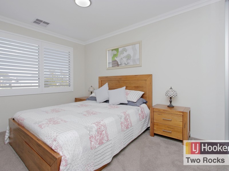 2 Abalone View, Two Rocks WA 6037