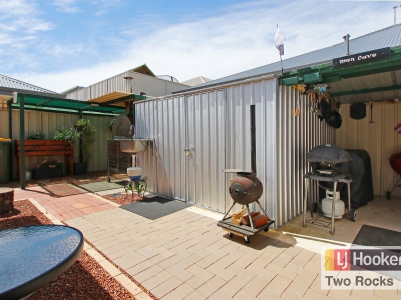 2 Abalone View, Two Rocks WA 6037