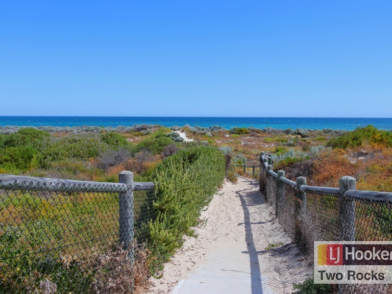 2 Abalone View, Two Rocks WA 6037