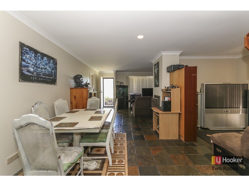 19 Mitchell Place, Two Rocks WA 6037