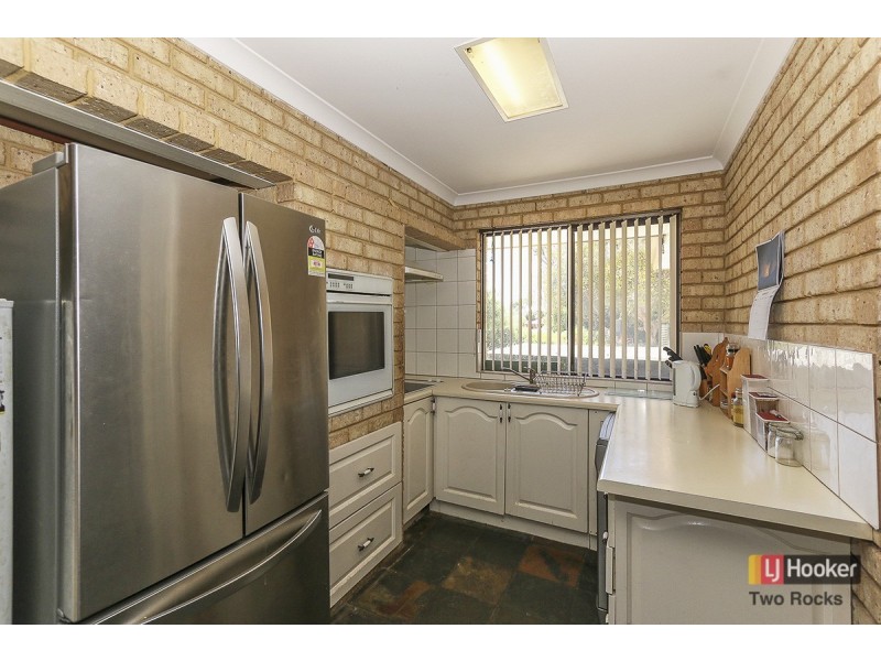 19 Mitchell Place, Two Rocks WA 6037