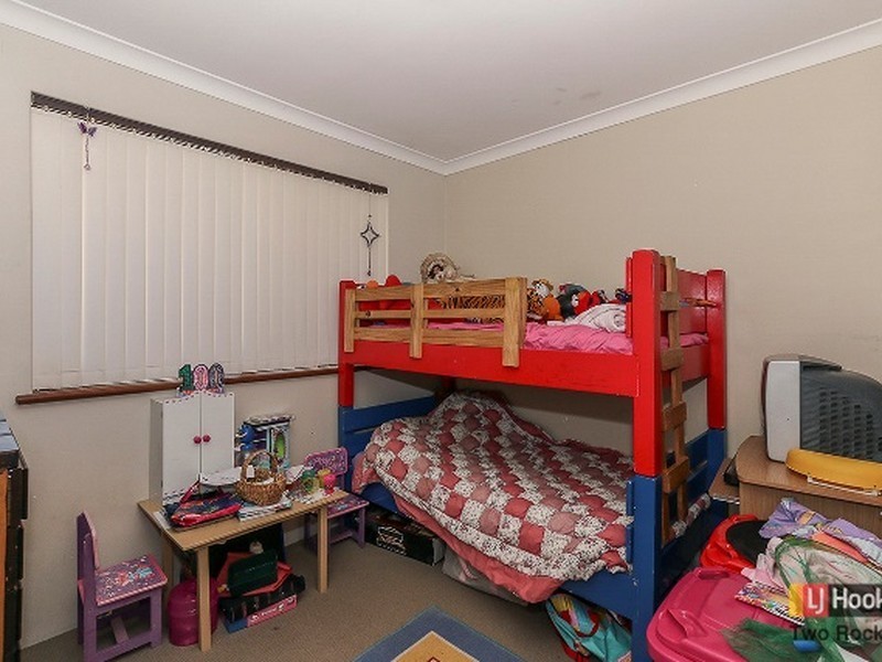 19 Mitchell Place, Two Rocks WA 6037