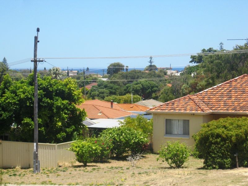 67 Charnwood Avenue, Two Rocks WA 6037