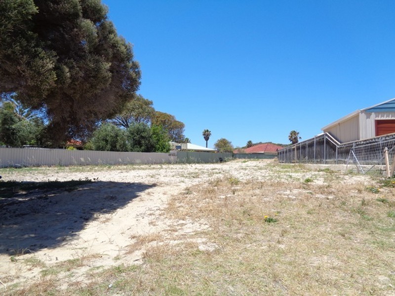 14 Sceptre Court, Two Rocks WA 6037