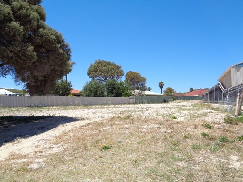 14 Sceptre Court, Two Rocks WA 6037