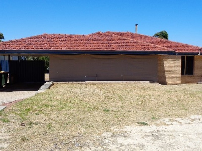 18 Whitfield Drive, Two Rocks WA 6037