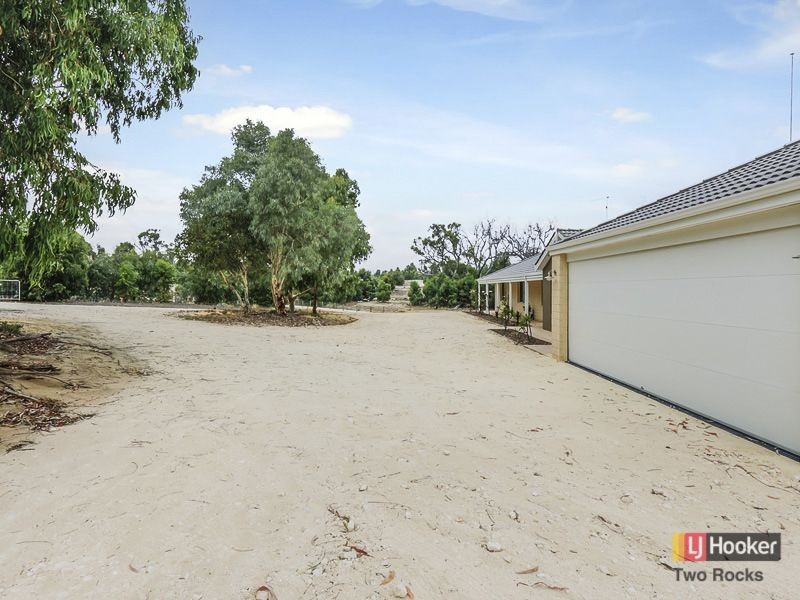30 Cinnamon Meander, Two Rocks WA 6037