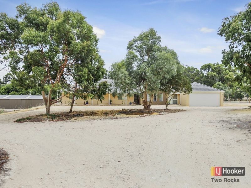 30 Cinnamon Meander, Two Rocks WA 6037
