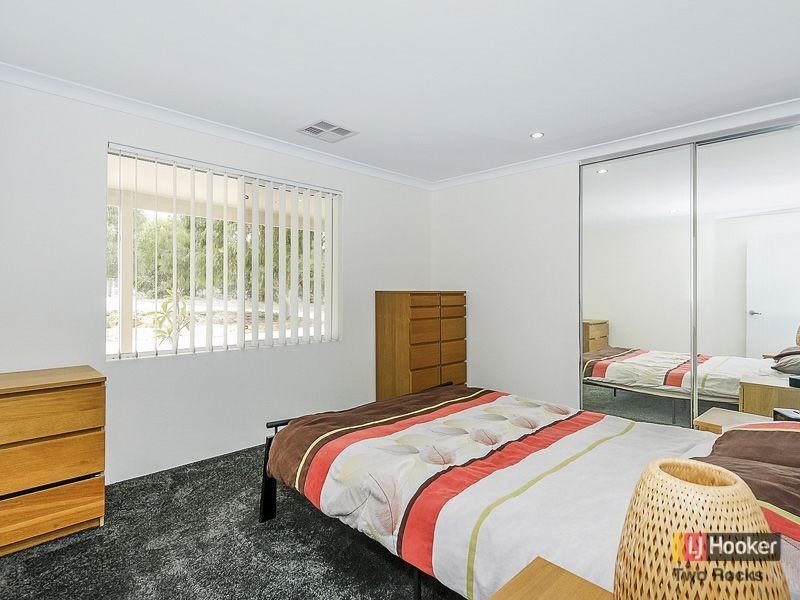 30 Cinnamon Meander, Two Rocks WA 6037