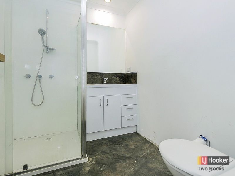 30 Cinnamon Meander, Two Rocks WA 6037