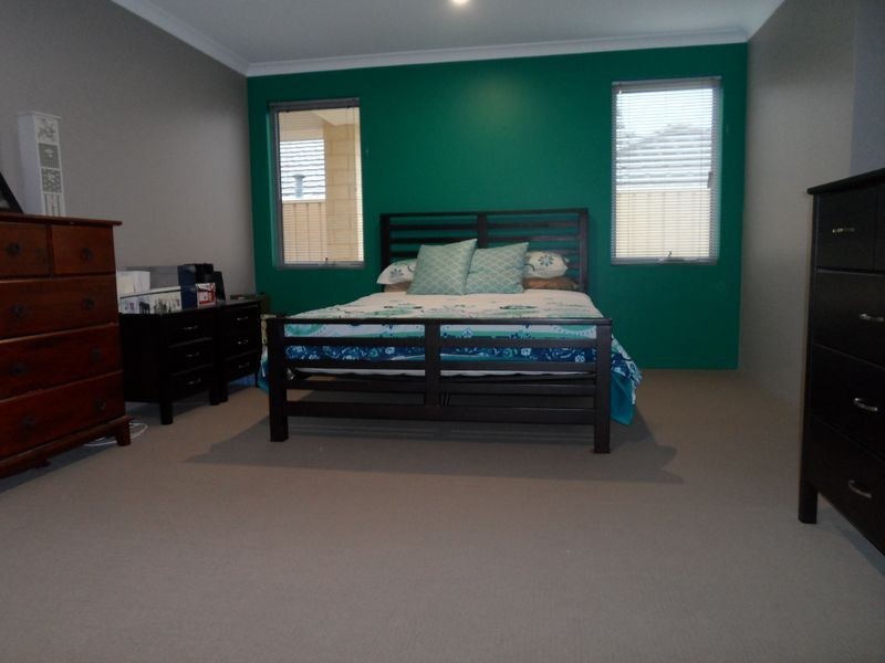 9 Bundegi Way, Two Rocks WA 6037