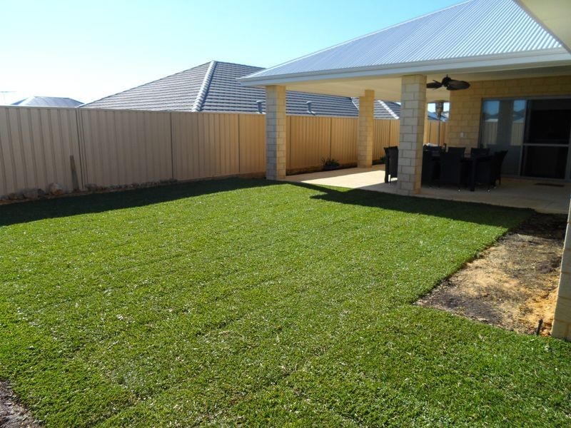 9 Bundegi Way, Two Rocks WA 6037