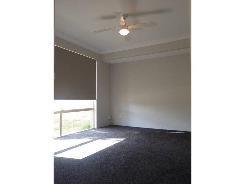 22 Blaxland Avenue, Two Rocks WA 6037