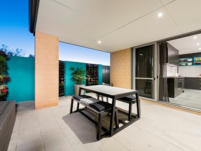 32 Helios Street, Eglinton WA 6034