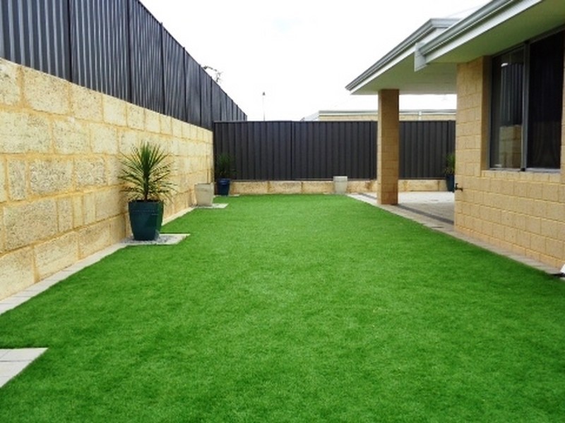 13 Putter Street, Yanchep WA 6035