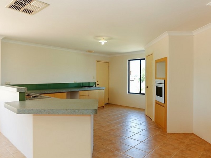 41 Lady Lindsay Cove, Yanchep WA 6035