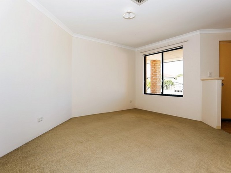 41 Lady Lindsay Cove, Yanchep WA 6035