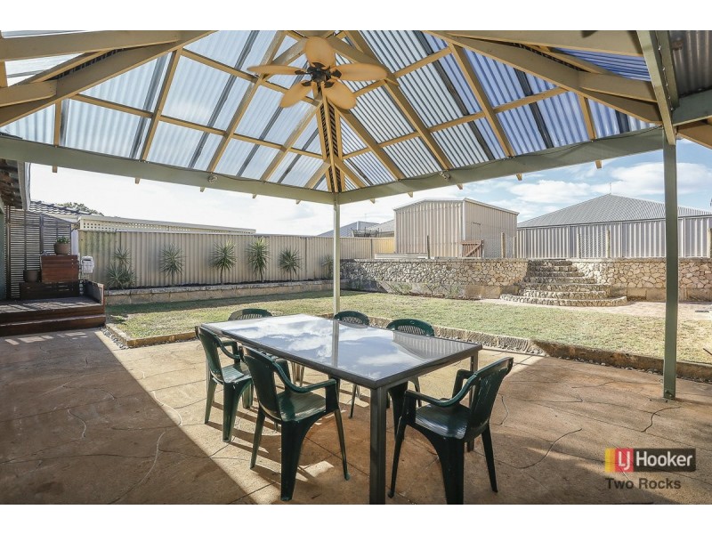 7 Fawkner Road, Two Rocks WA 6037