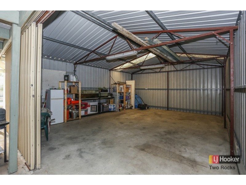 7 Fawkner Road, Two Rocks WA 6037