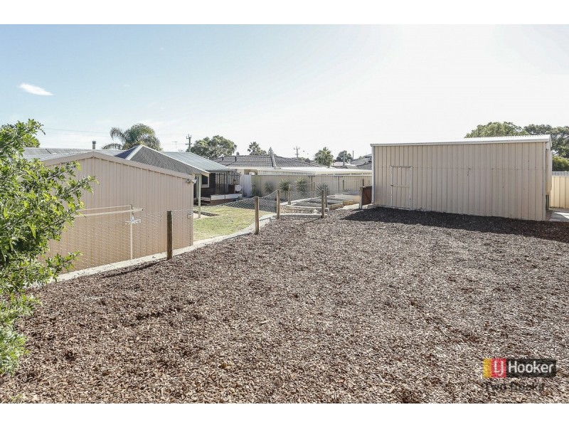 7 Fawkner Road, Two Rocks WA 6037