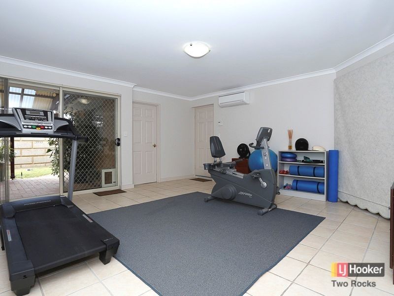 8 Sceptre Court, Two Rocks WA 6037