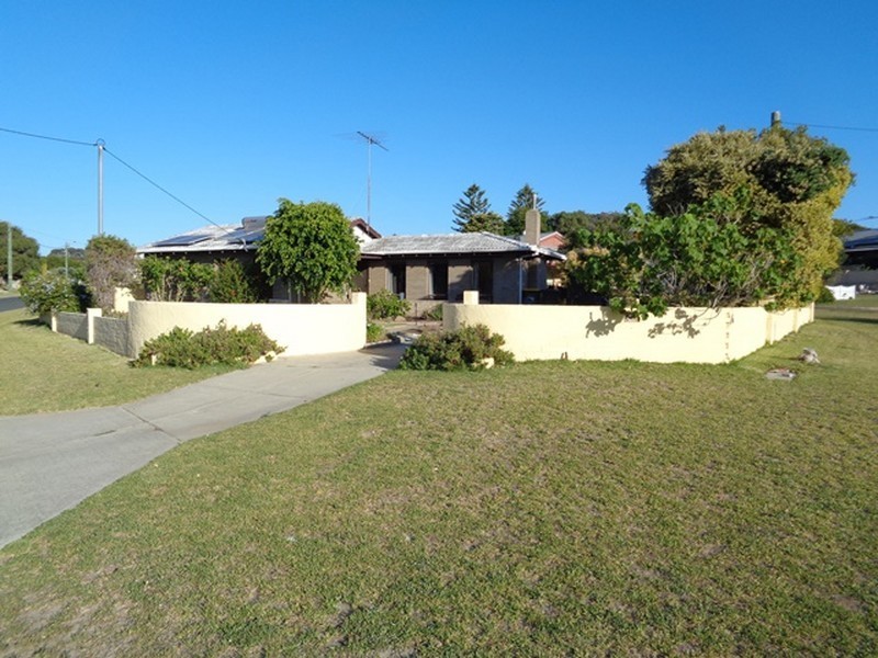 1 Lugger Place, Yanchep WA 6035