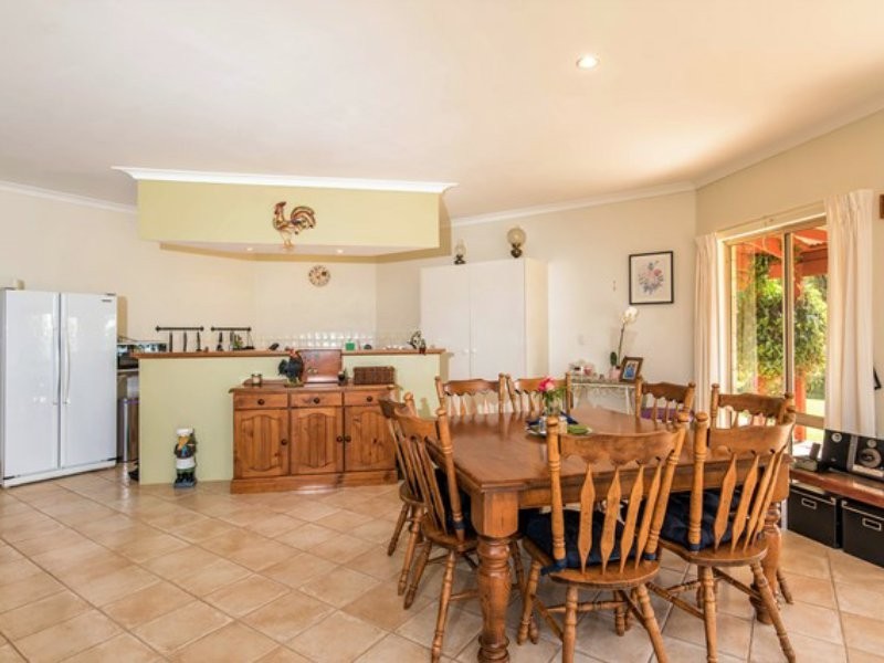 33 Linda Grove, Gabbadah WA 6041