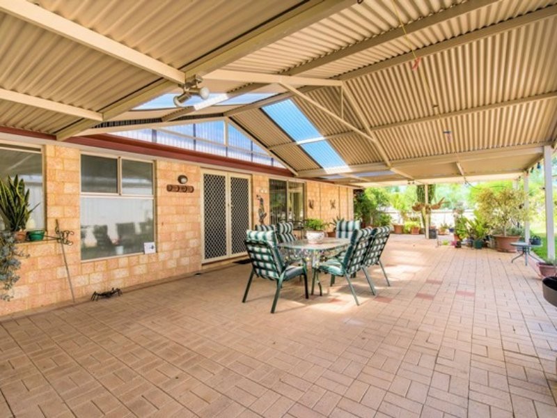 33 Linda Grove, Gabbadah WA 6041