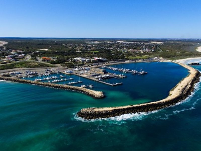 38 Cinnamon Meander, Two Rocks WA 6037