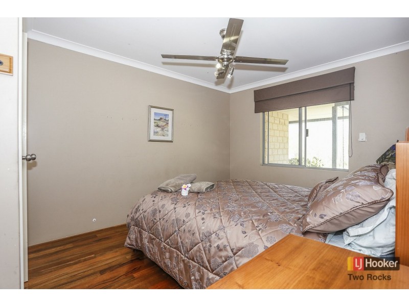 22 Farmhouse Link, Two Rocks WA 6037