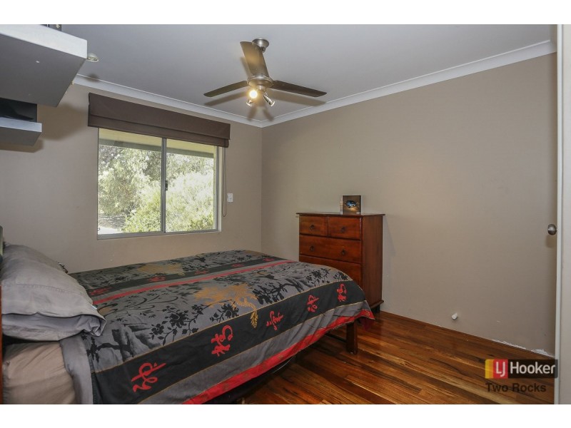 22 Farmhouse Link, Two Rocks WA 6037
