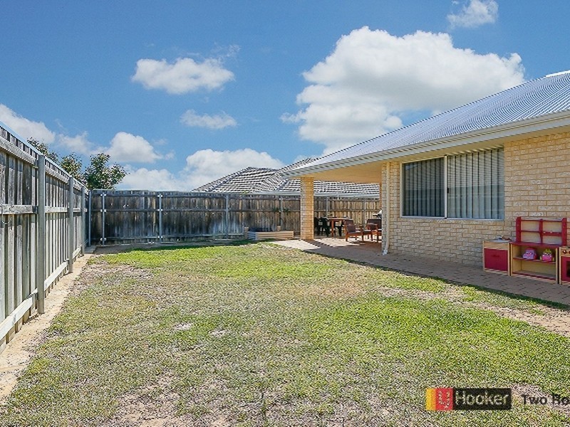 4 Oldsalt Brace, Yanchep WA 6035