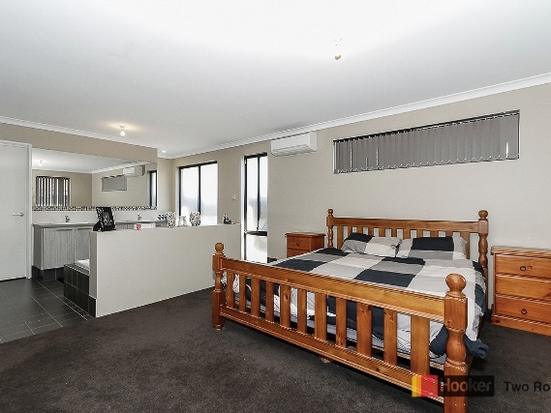 12 Putter Street, Yanchep WA 6035