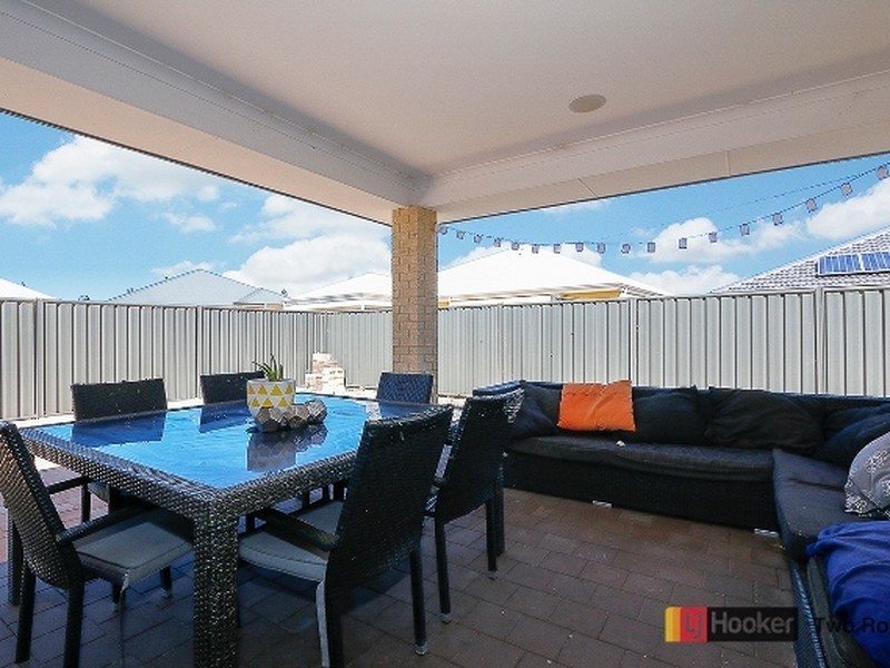 12 Putter Street, Yanchep WA 6035