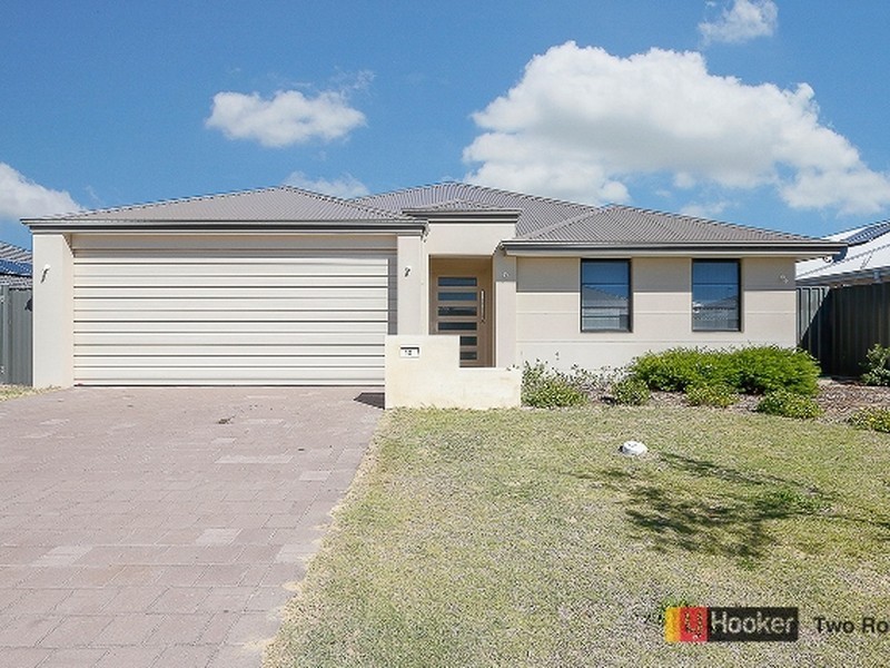 12 Putter Street, Yanchep WA 6035