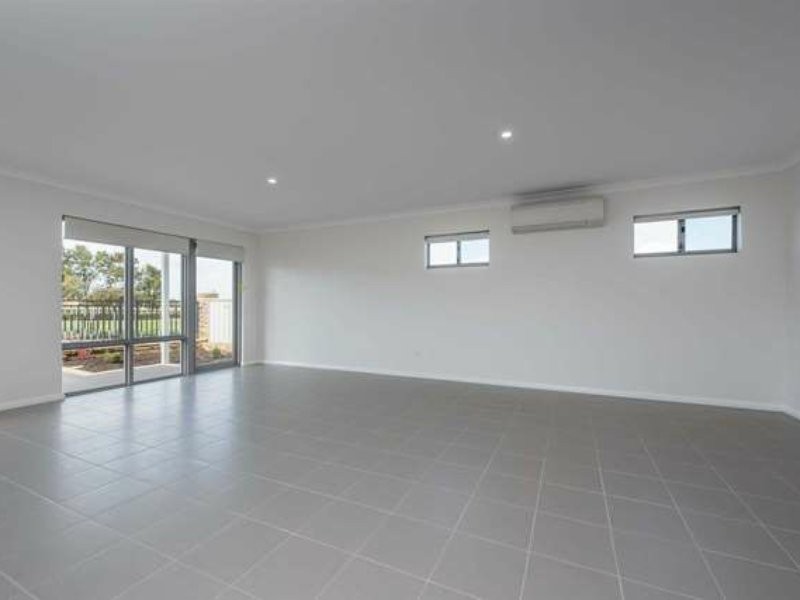 43 Montebello Boulevard, Two Rocks WA 6037